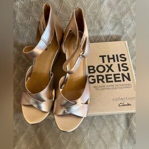 Clark’s Collection, New In Box, Sandals, Size-11
Wedding, Prom, Cruise, Party